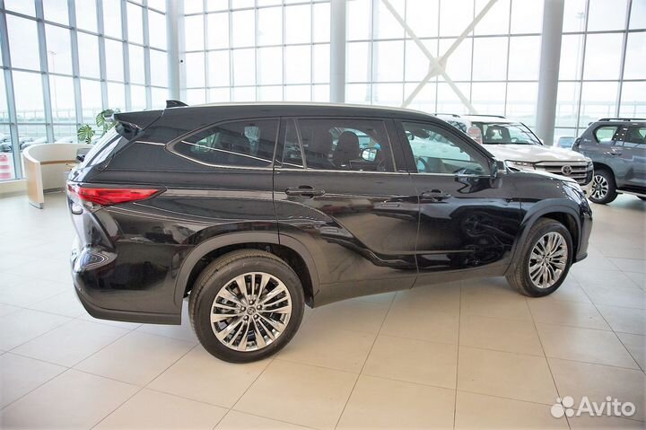 Toyota Highlander 2.0 AT, 2023