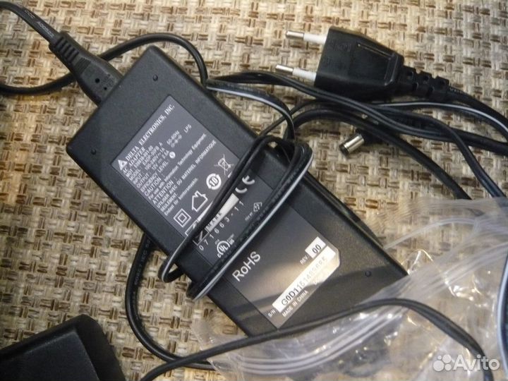 Блок питания к Тв приставке билайн