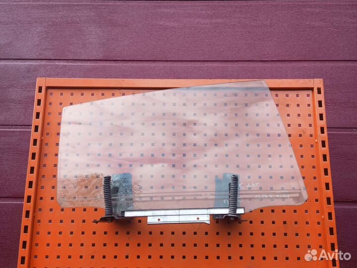 Стекло Лексус GS