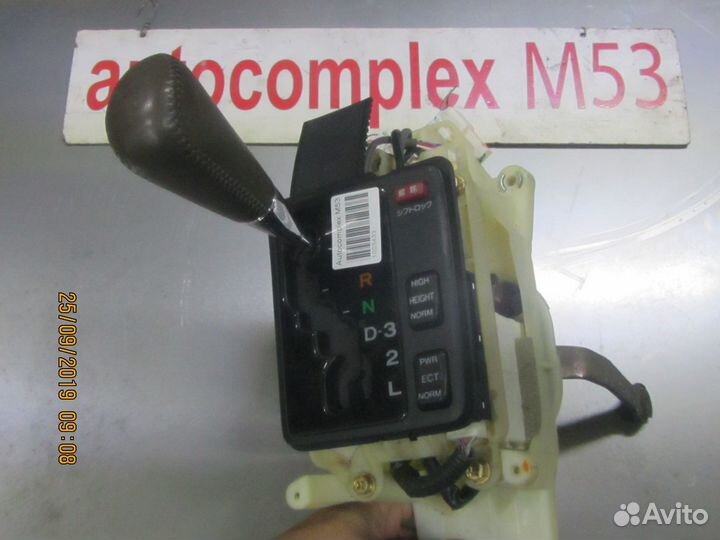 Селектор кпп Toyota Celsior UCF21, 1003433