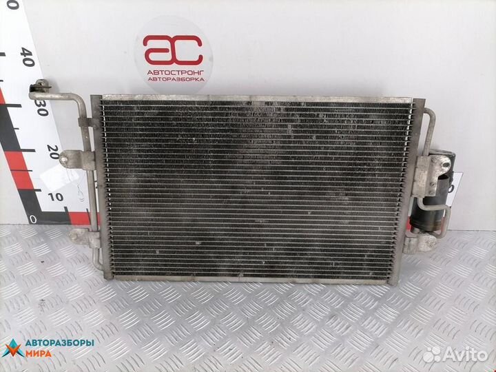 Радиатор кондиционера Volkswagen Golf 3 1999