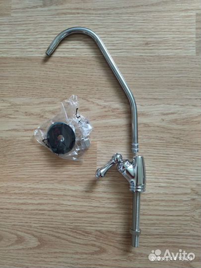 Кран для фильтра питьевой воды