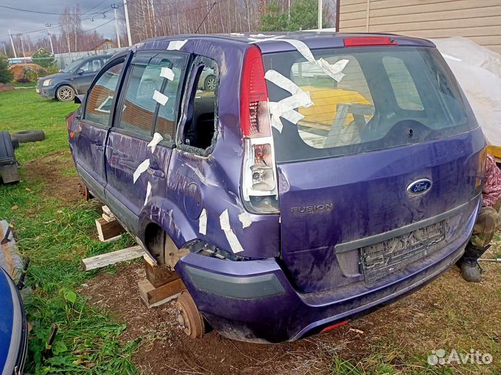 Разбор на запчасти Ford Fusion 1,4