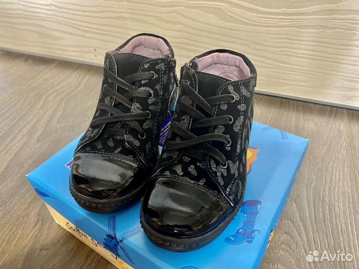 Ботинки для девочки 27 размер