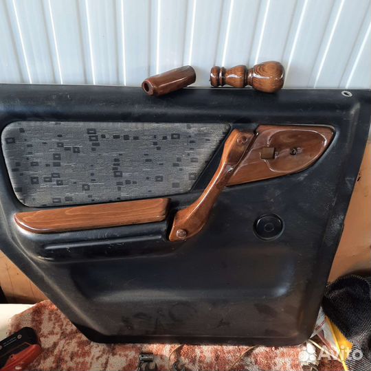 Комплект деревянных ручек на волгу 3110 31105