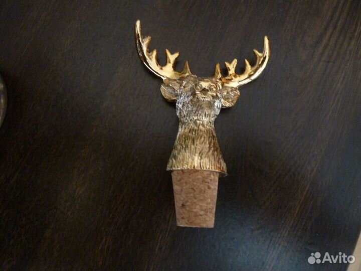Пробка для бутылки. Голова оленя