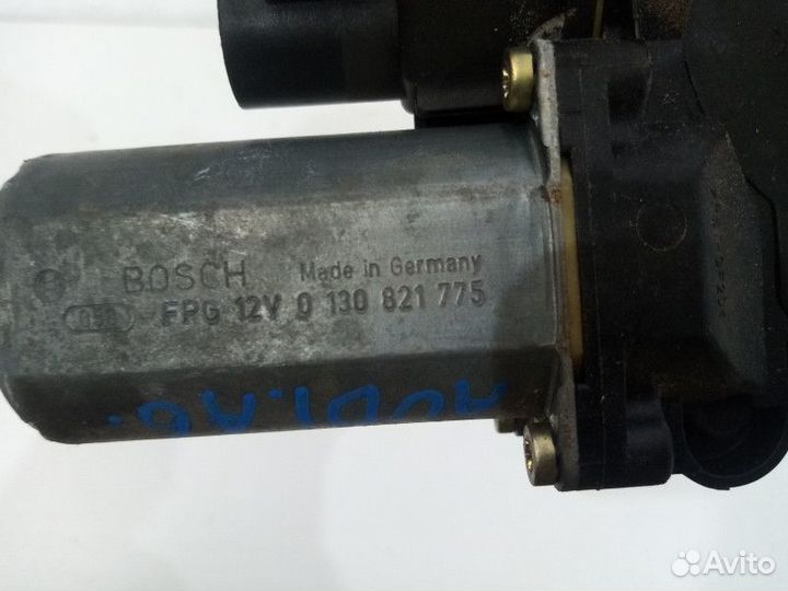 Моторчик стеклоподъемника передний левый Audi A6 2