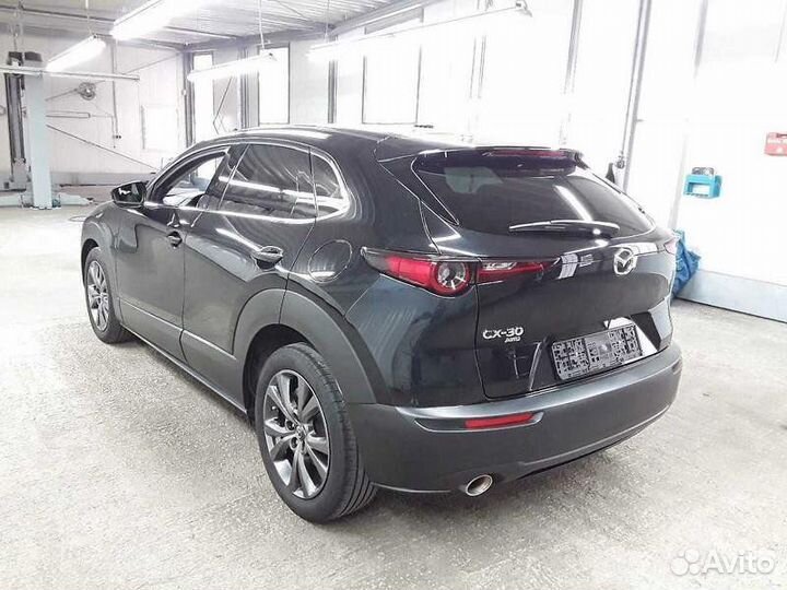 В разборе Mazda CX-30