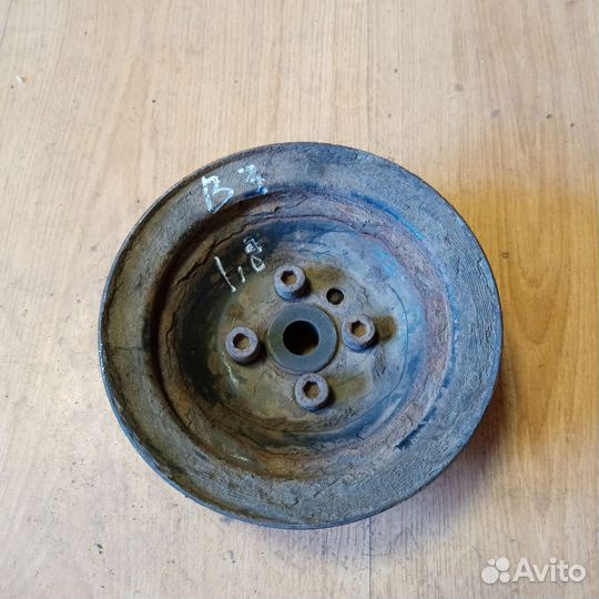 Шкиф коленвала Фольксваген Пассат Б3