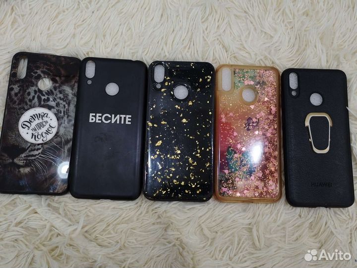 Чехлы на телефон