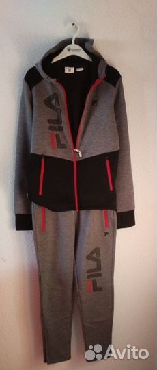 Школьный спортивный костюм