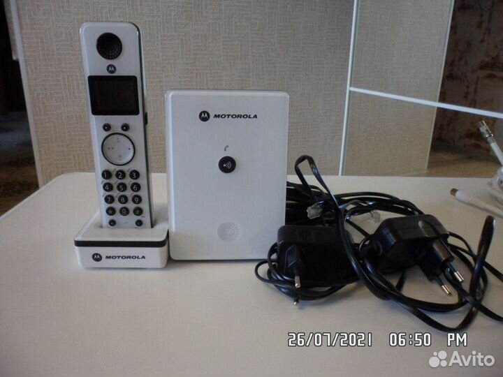 Цифровой беспроводной телефон