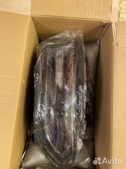 Фара (передняя правая ) Dodge Charger