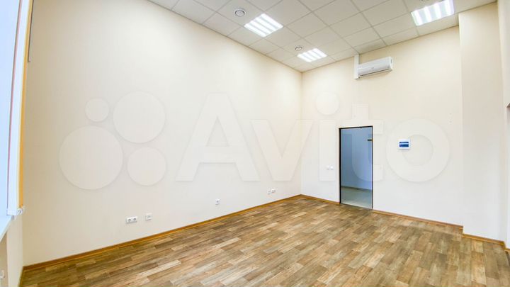 Аренда офиса 83.2 кв.метров, 1 этаж