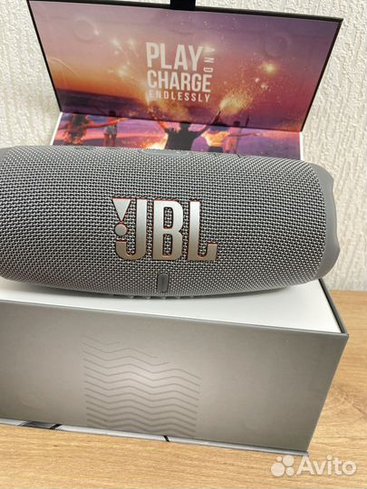 Колонка jbl charge 5 Б/У