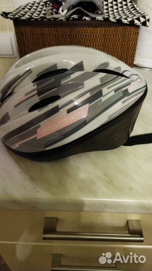 Шлем для велосипеда, наколенники, напястники