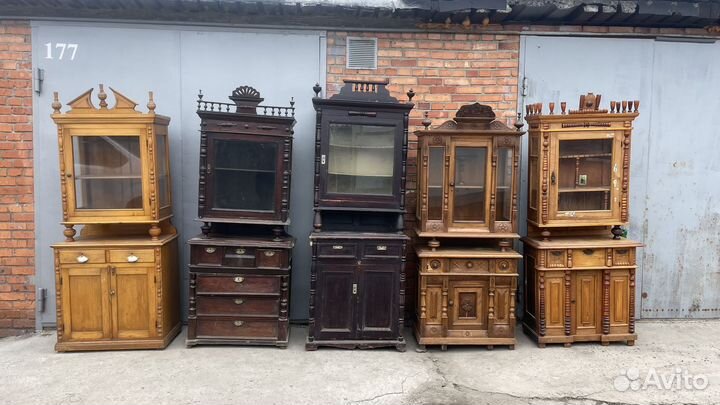 Старинный буфет