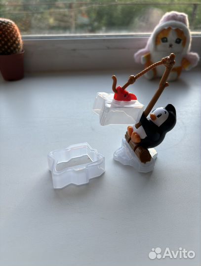 Игрушка из большого киндера