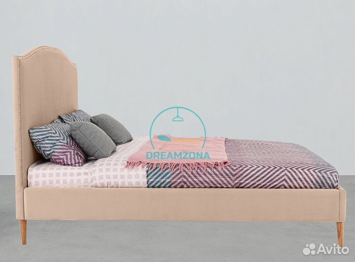 Кровать двуспальная Аннет с мягким изголовьем