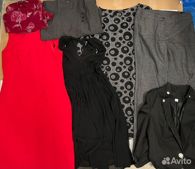 Мешок пакет вещей женских, размеры разные.На 44-48