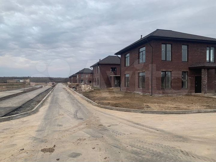 Дом 189 м² на участке 6 сот.