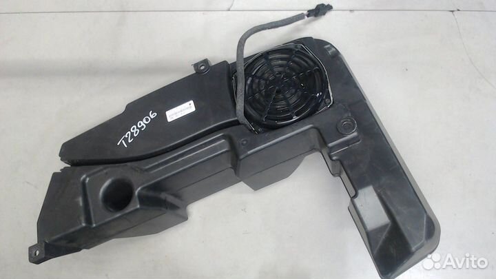 Сабвуфер Audi A4 (B8), 2011