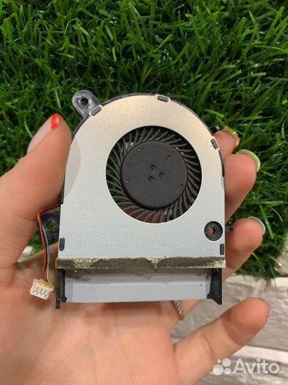 Кулер для ноутбука Asus K501U