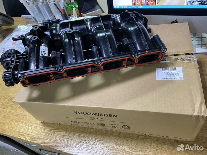 Оригинальный впускной коллектор VAG 1,8-2,0