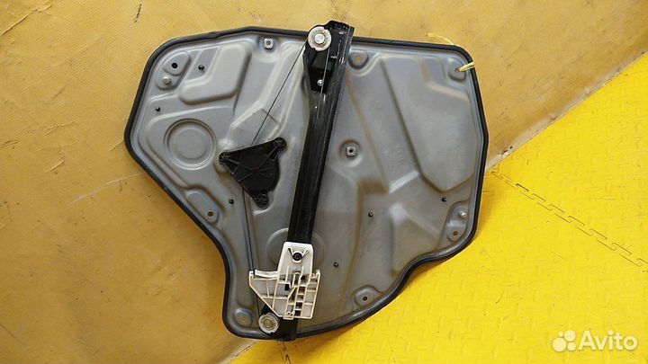 Стеклоподъемник задний левый Octavia (A5 1Z)