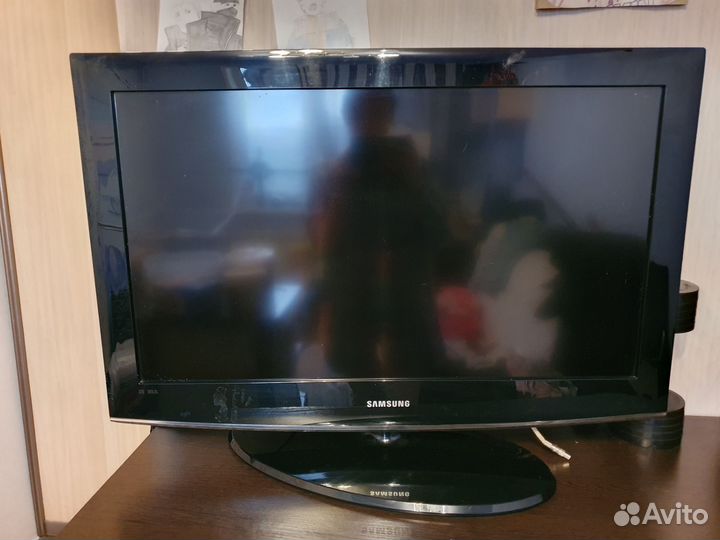 Телевизор samsung