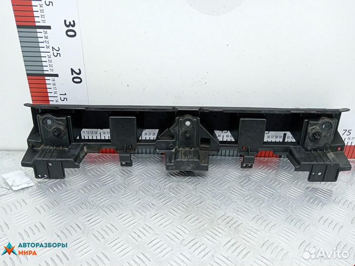 Кронштейн (крепление) Jaguar XF X250 2009