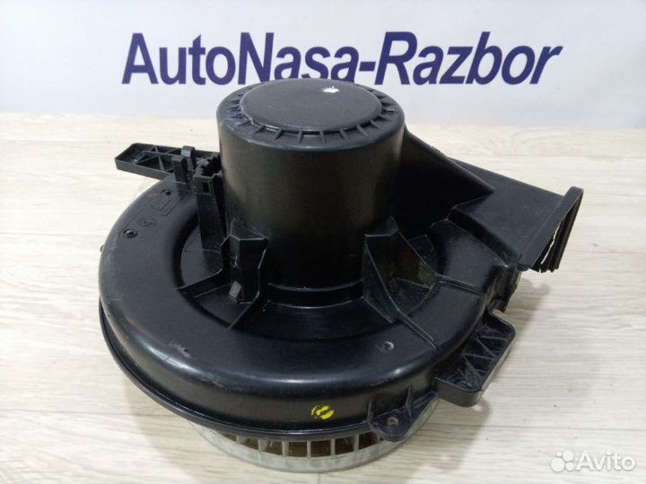 Моторчик отопителя Volkswagen Polo Sed седан CFN