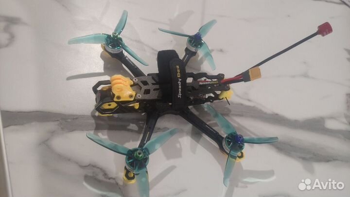 FPV - квадрокоптер SpeedyBee Master 5 v2
