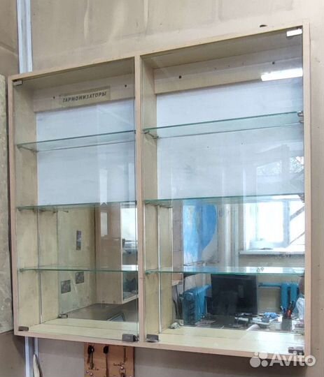 Стеклянная витрина бу
