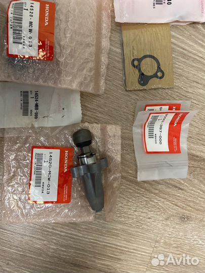 Натяжитель цепи грм honda VFR 800