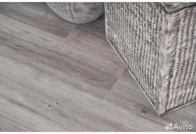 Кварц виниловый ламинат