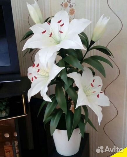 Ростовые цветы из изолона. Светильники