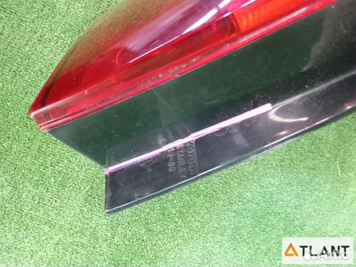 Фонарь задний левый toyota spacio
