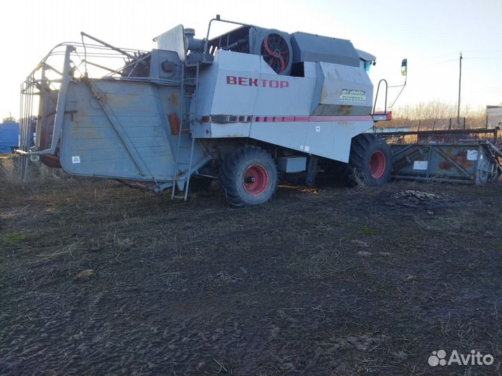 Комбайн Ростсельмаш Vector 410, 2006