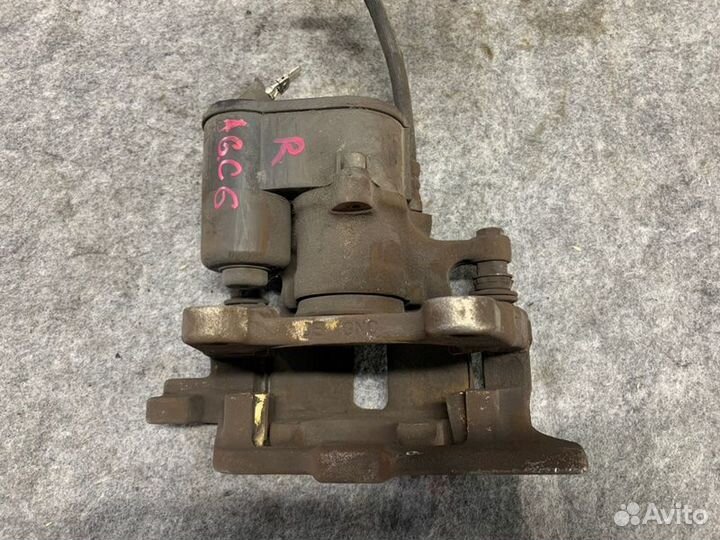 Суппорт тормозной задний правый Audi A6 4F2/C6