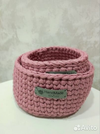 Вязаные корзинки ручной работы