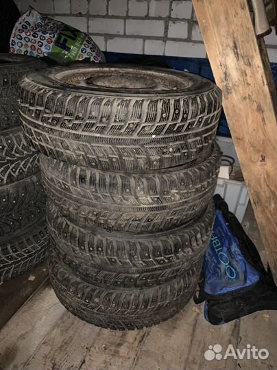 Kumho I'Zen KW22 195/65 R15 91T