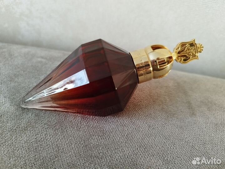 Парфюмированная вода женская