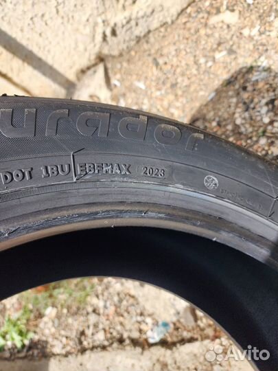 Tourador Winter Pro TSS1 255/55 R20 110T