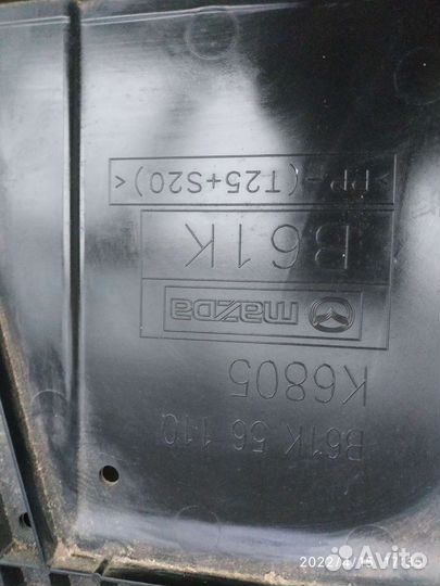 Пыльник двигателя mazda 3 BM