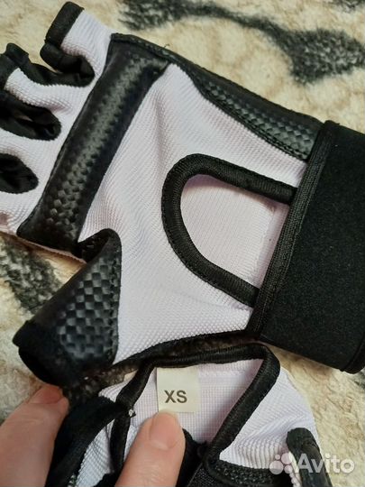 Кимоно для каратэ детское и перчатки