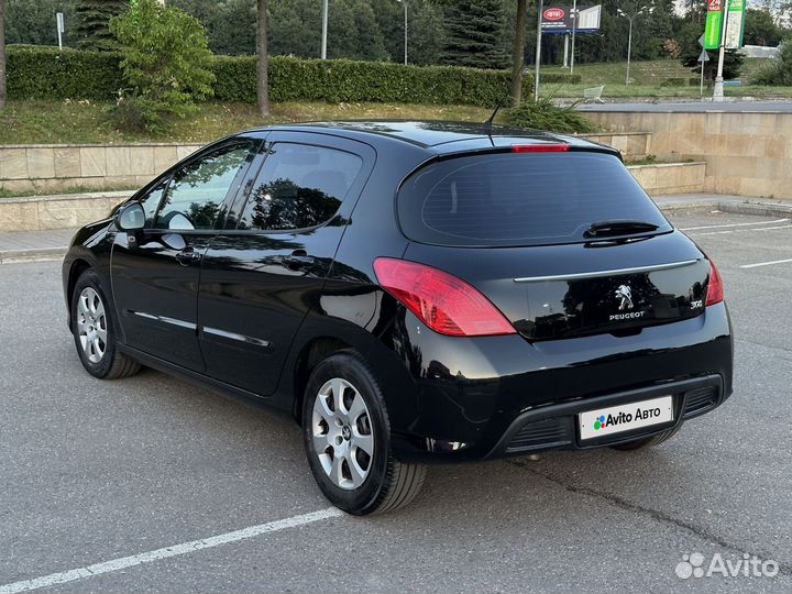 Peugeot 308 1.6 AT, 2012, 84 000 км