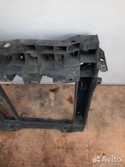 Диффузор (кожух) вентилятора Peugeot 207 хэтчбэк 5