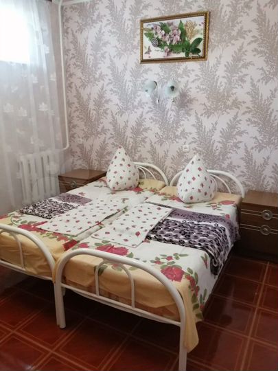 Комната 12 м² в 1-к., 1/2 эт.