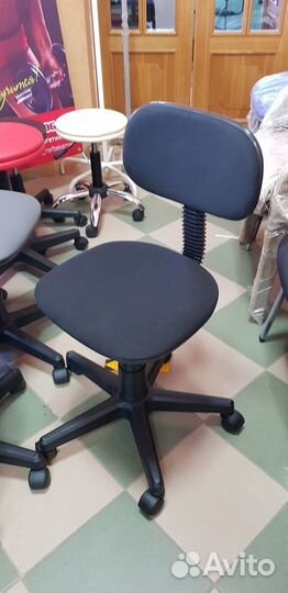 Компьютерное кресло